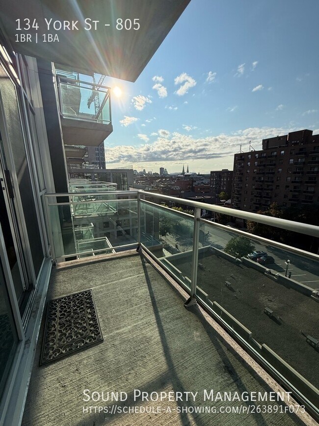 Photo - 134 York St