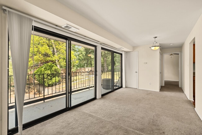 5105-202 - 5105 10th Pl S Unit 5105-202