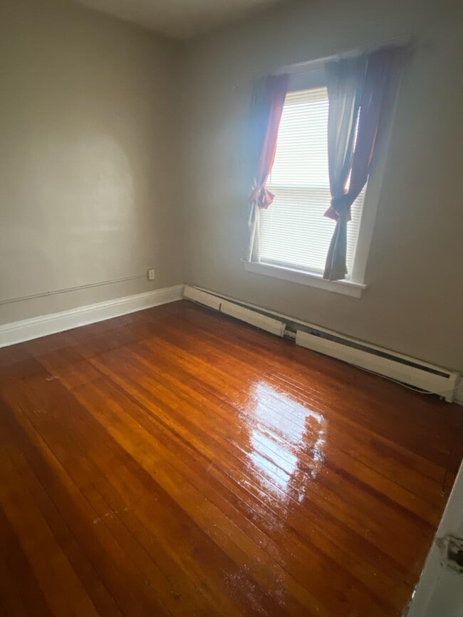 Photo - 230 Pullman Ave