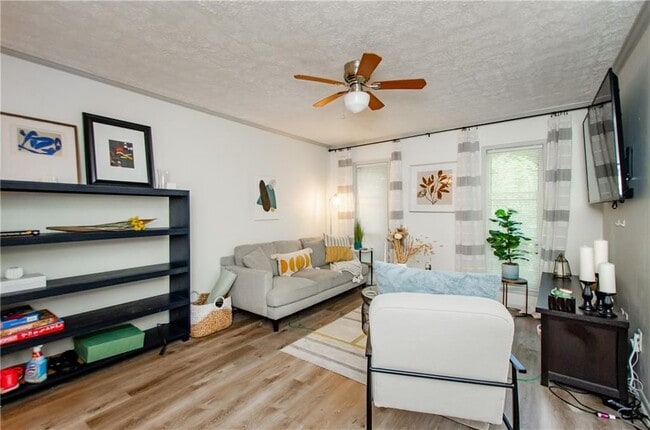 Photo - 5157 Roswell Rd