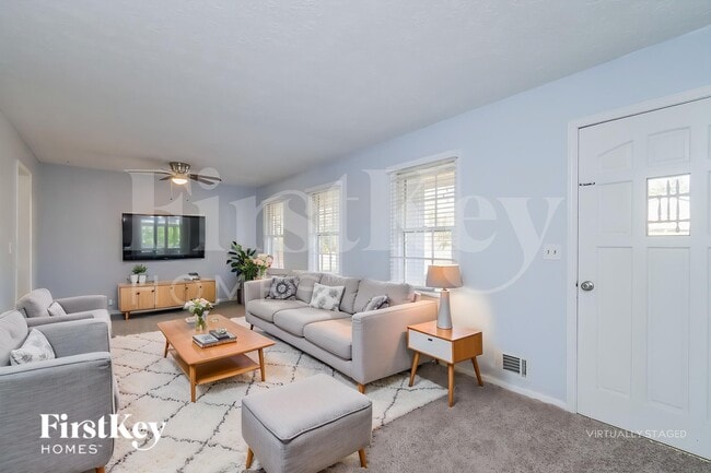 195 King David Dr SW