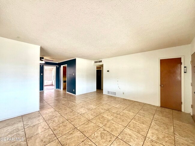 Photo - 3305 Capella Ave