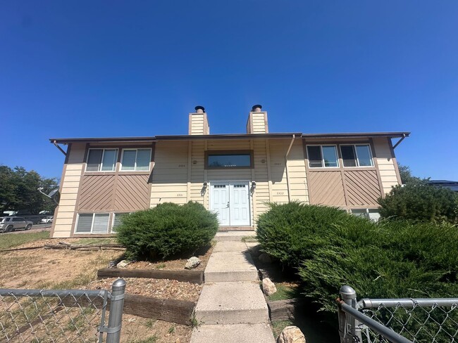 Building Photo - Astrozon 2521-2527 Unit 2523 Astrozon Circle Rental