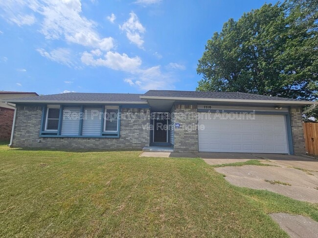 Photo - 7710 N 120th Ave E