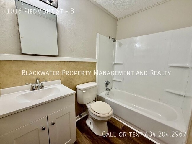 Photo - 1016 Piedmont St Unit B