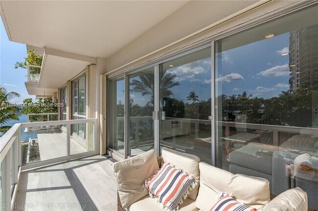 Photo - 2451 Brickell Bay Dr Unit 3E