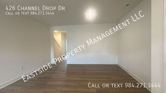 426 Channel Drop Dr
