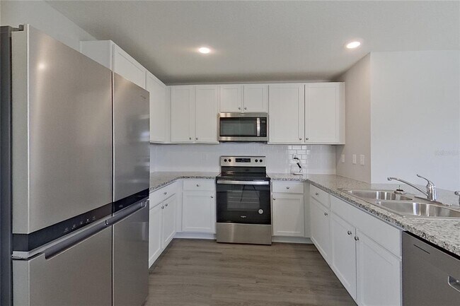 4383 SW 85 Ln