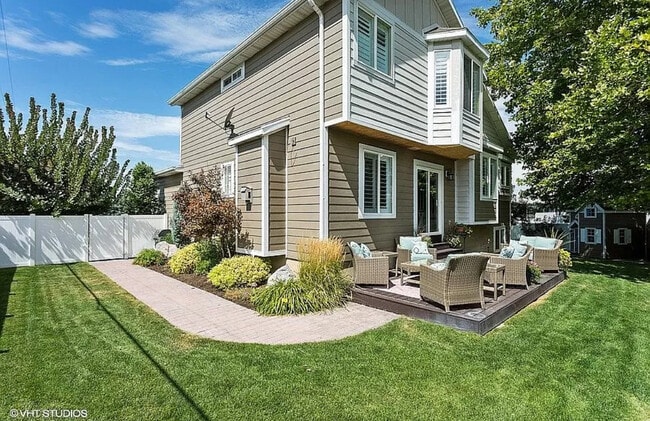 Photo - 31 W Mutton Hollow Rd