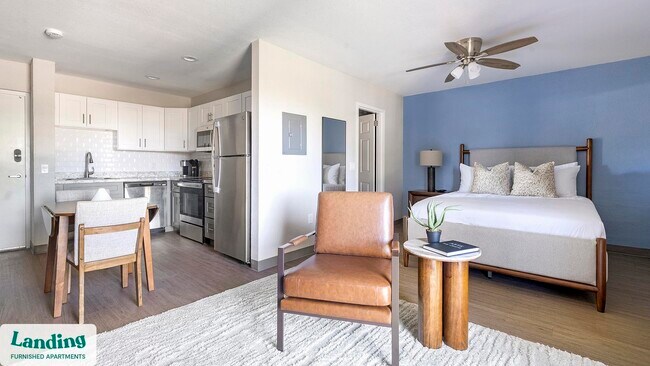 Photo - 2305 Aaron St Unidad 319