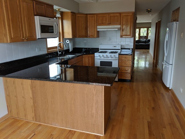 Photo - 5473 N Parkside Ave Unidad 2