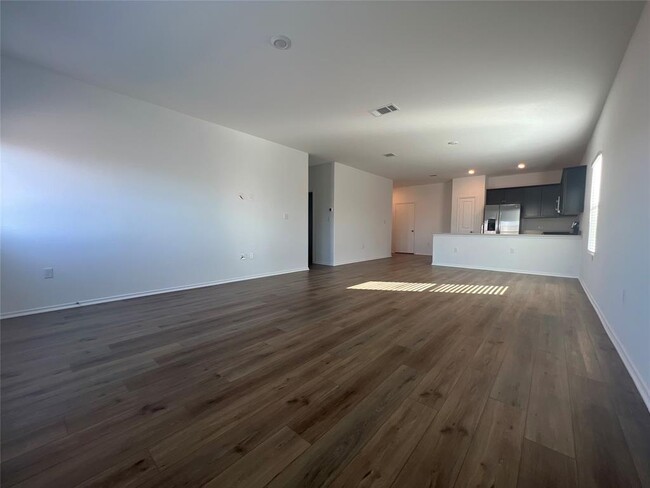 Photo - 13604 Menard Wy