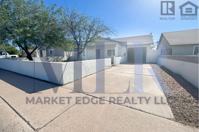 Photo - 5Bed/3Bath Home University/McClintock! $39...