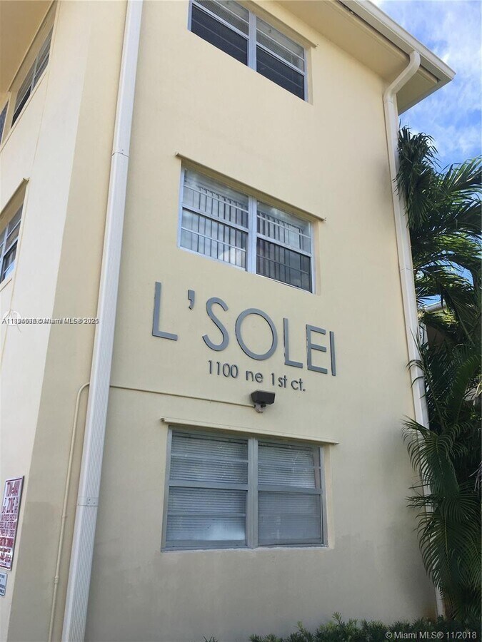 Photo - 1100 NE 1st Ct Unit 102