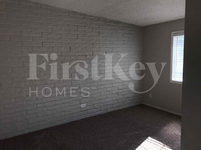 Photo - 1158 E Concorda Dr