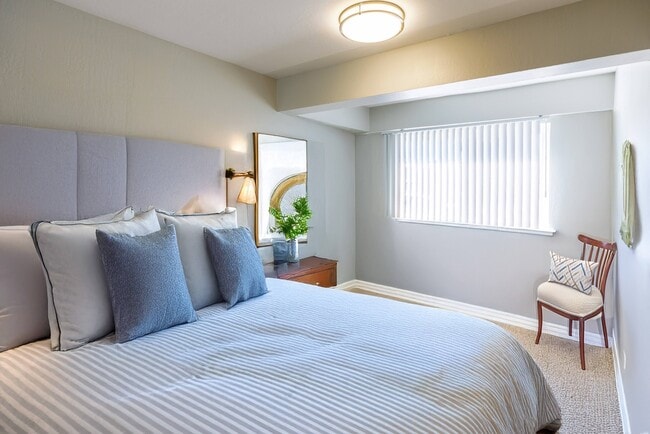 Photo - Washington Townhomes