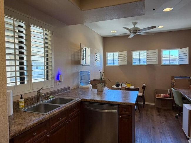 Photo - 4200 N 82nd St Unit 2015