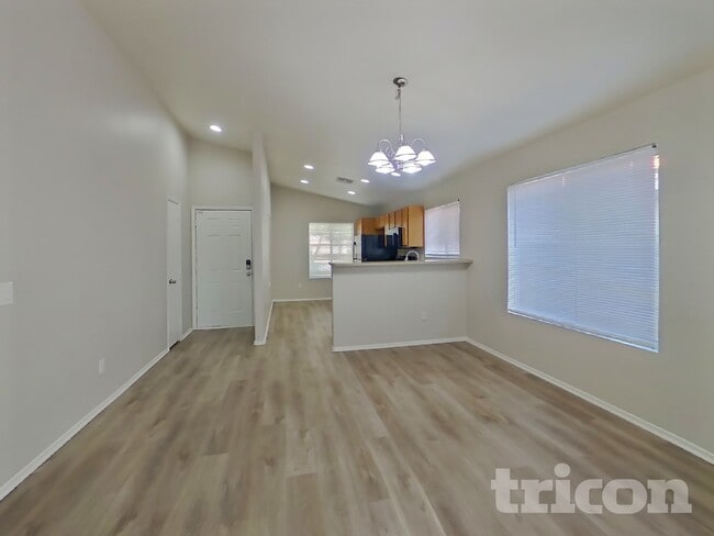 Photo - 12425 N 42nd Dr