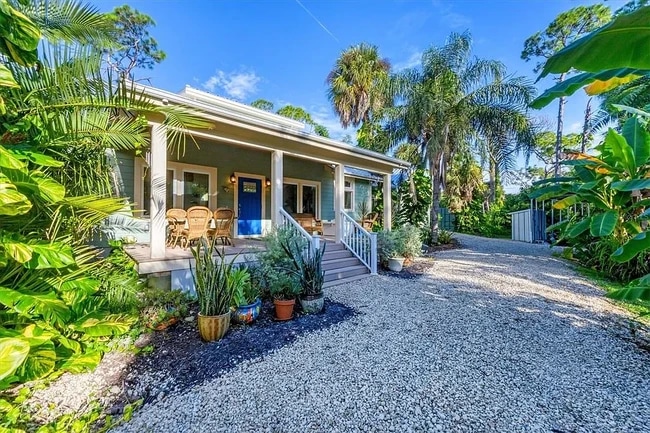 Photo - 440 Ochre Ln
