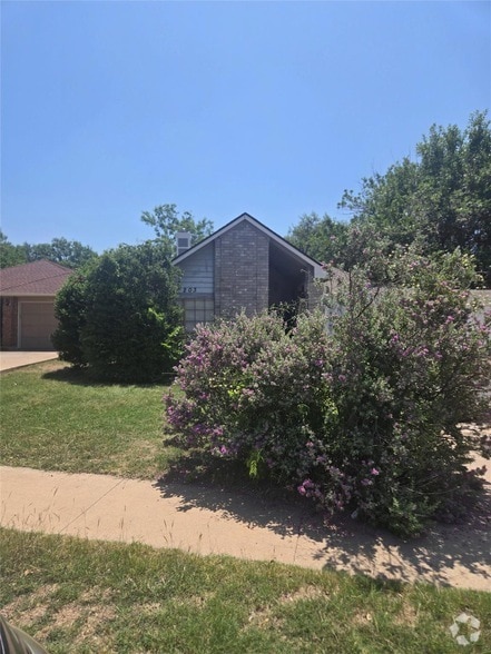 Building Photo - 14203 Anita Marie Ln Rental
