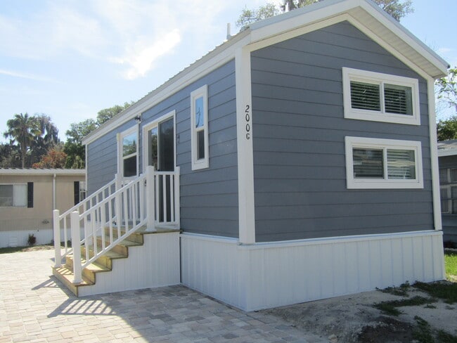 Photo - 200G Oak Harbor Camp