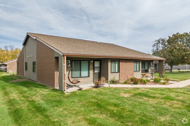 Winterset Park II Apartments - Winterset Park II Apartments