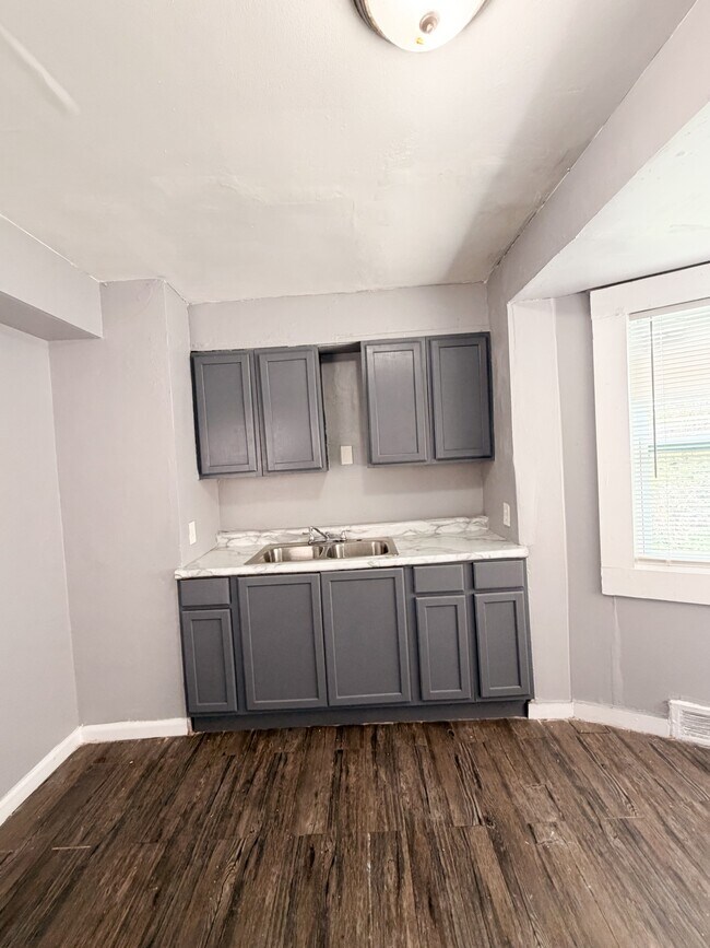 Photo - 14134 Collingham Dr