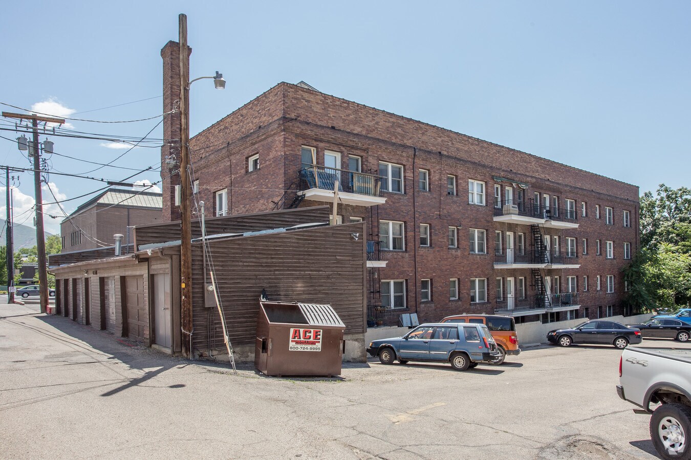 Photo - Ritz Apartments