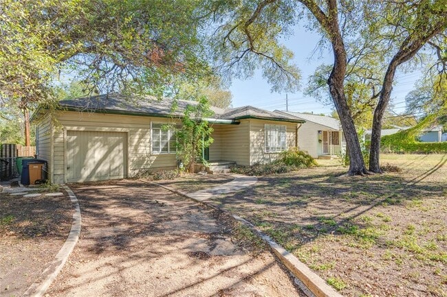 Photo - 1604 E 32nd St