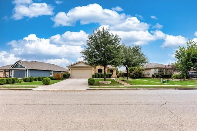 Photo - 107 Creston St