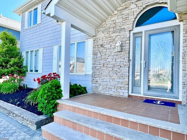 Photo - 24 Ocean Dr W