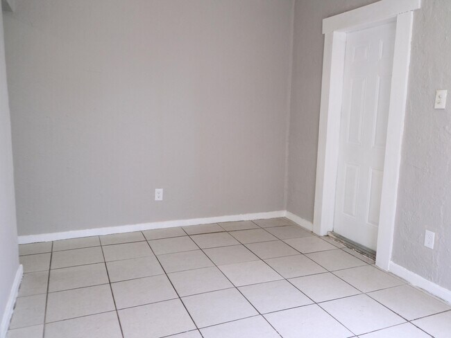 Photo - 1104 22nd St Unidad A
