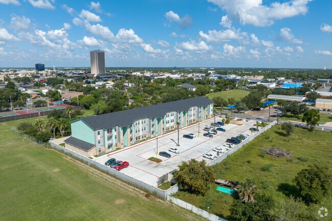 Aerial - Dallas Apartments