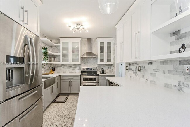 Photo - 1710 SW 29th Ave