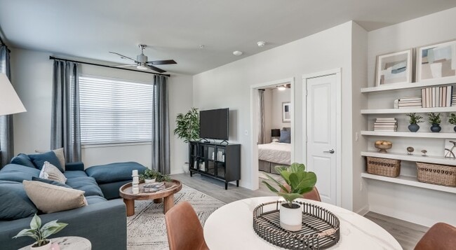 Photo - Biggest Offer Yet – 10 Weeks Free + $1000 ... Unit PHY1