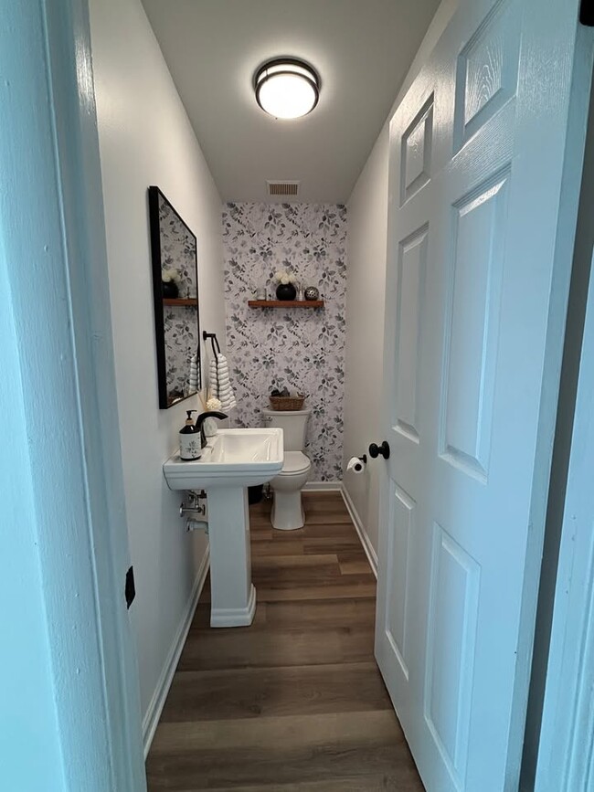 Photo - 163 Salem Rd