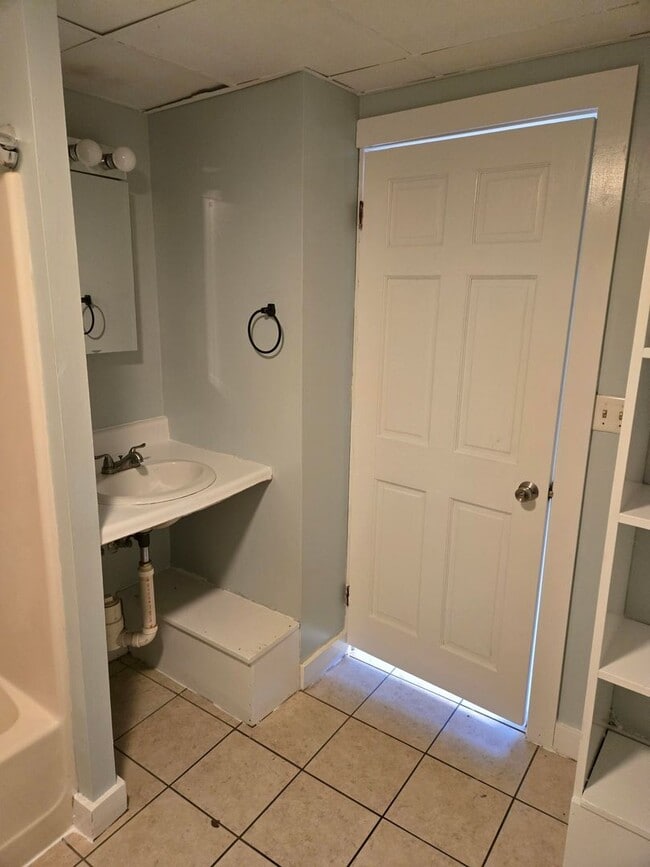 Photo - 11 Lincoln St Unidad Apt #2