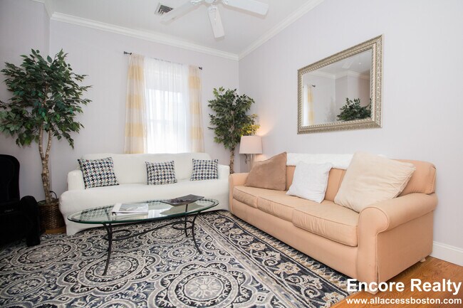 Photo - 7 Harvard Square Unidad 3B