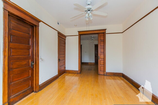 Photo - 3637 N Paulina St Unit 3637-CH2