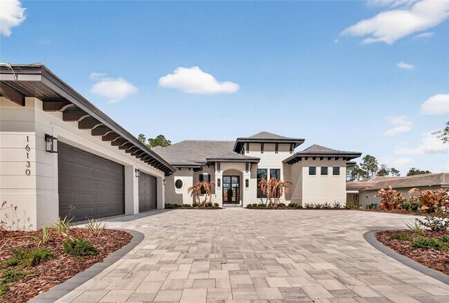 Building Photo - 16130 Pendio Dr