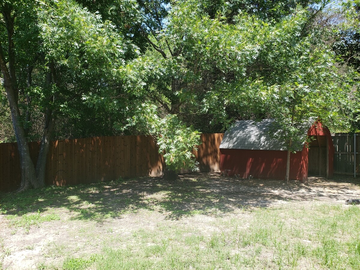 Photo - 1013 Garden Trl