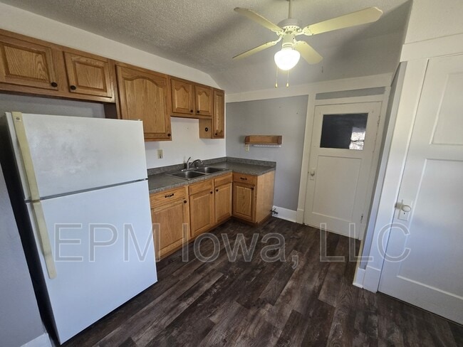 Photo - 1001 1/2 Randolph St