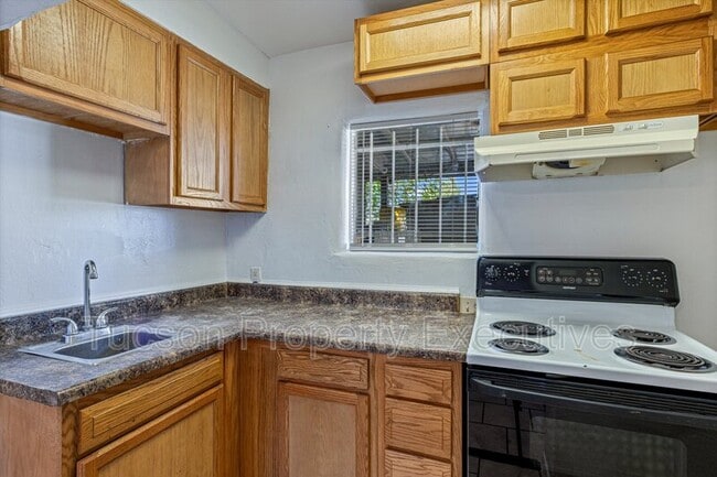 Photo - 2034 S 5th Ave
