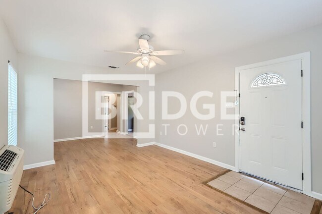 Photo - 224 E Boyd St