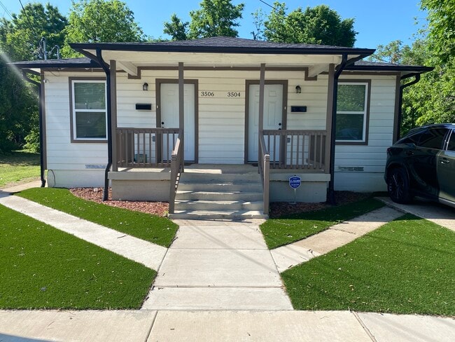 Building Photo - 3506 Mingo St Unit 3504