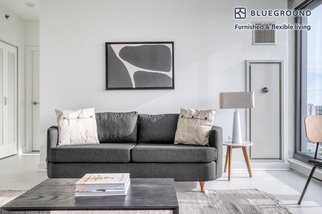 Photo - 1035 W Van Buren St Unidad FL10-ID522