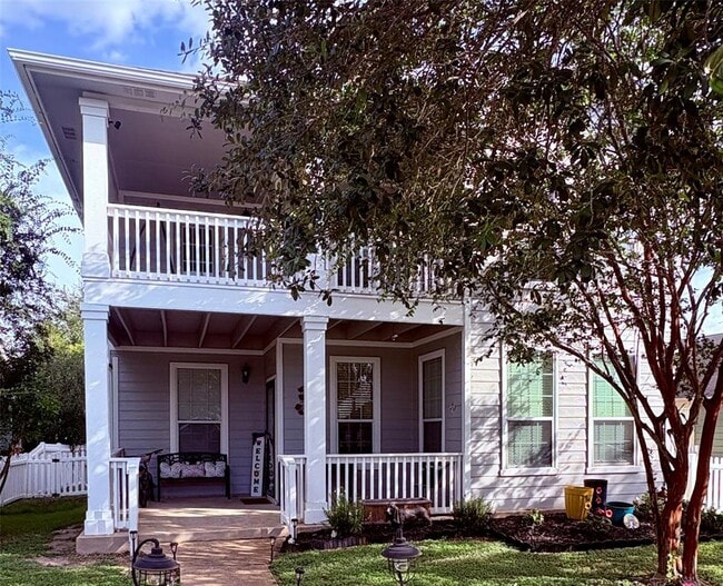 Building Photo - 5393 Hartson