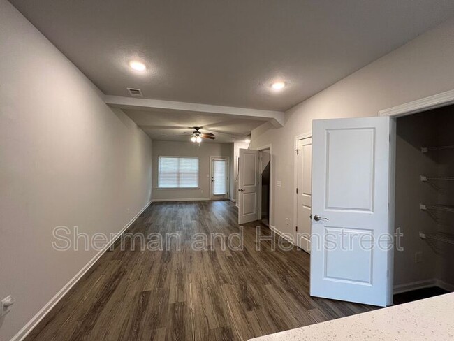 Photo - 7066 Hummingbird Dr Unit 7066 Hummingbird Dr