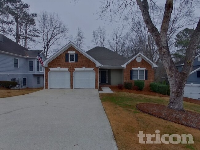 Photo - 3435 Emily Pl