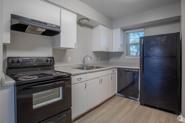 2 BR, 1.5 BA - 1,210 SF - Villa Chateau